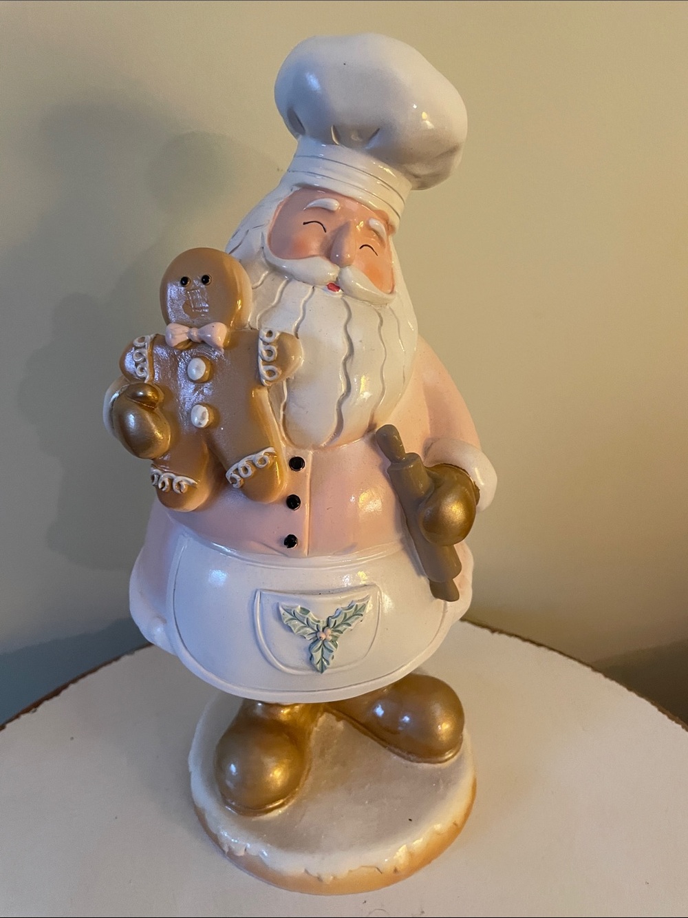 Pink Santa gingerbread baker